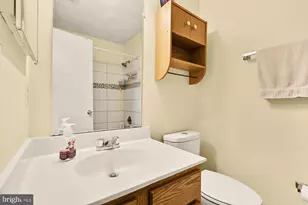 6703 Bonnett Ct, Laurel, MD 20707 - Photo 18