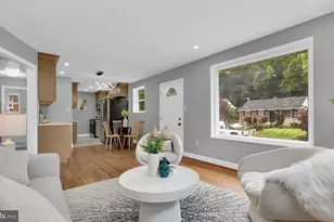 2129 Saranac St, Hyattsville, MD 20783 - Photo 2