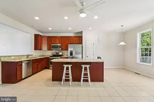 4827 Forest Pines Dr, Upper Marlboro, MD 20772 - Photo 4