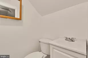 5710 64th Pl, Riverdale, MD 20737 - Photo 16