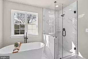 16203 Pennsbury Dr, Bowie, MD 20716 - Photo 28