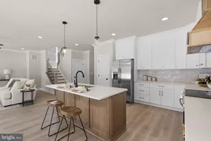 16203 Pennsbury Dr, Bowie, MD 20716 - Photo 10