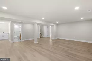 16203 Pennsbury Dr, Bowie, MD 20716 - Photo 40