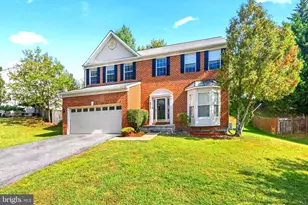 8913 Tonbridge Terrace, Hyattsville, MD 20783 - Photo 2