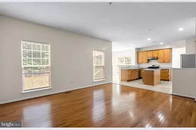 8913 Tonbridge Terrace, Hyattsville, MD 20783 - Photo 16