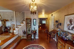 6911 Good Luck Rd, Hyattsville, MD 20784 - Photo 2