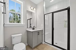 15901 Hyde Pk Pl, Bowie, MD 20716 - Photo 18