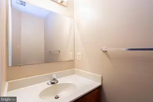 11324 Clearbrooke Ct, Beltsville, MD 20705 - Photo 4