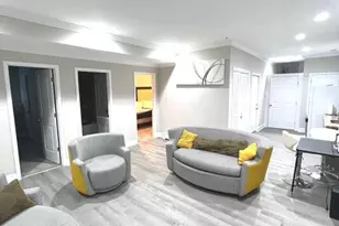 922 Abel Ave, Capitol Heights, MD 20743 - Photo 6