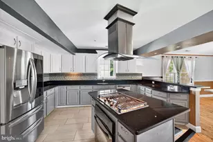 6308 Ager Rd, Hyattsville, MD 20782 - Photo 14