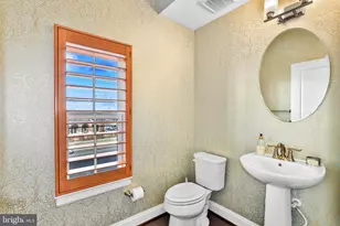 3310 Tribune Ct, Hyattsville, MD 20782 - Photo 14