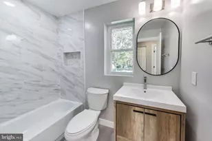 5813 Dewey St, Landover, MD 20785 - Photo 16