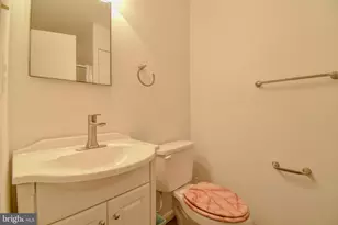 7730 Merrick Ln, Landover, MD 20785 - Photo 10