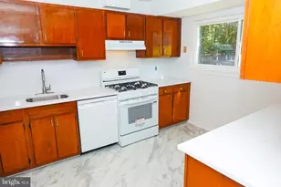 7019 Redmiles Rd, Laurel, MD 20707 - Photo 12