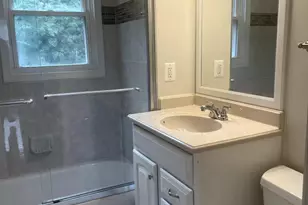 5102 Glassmanor Dr, Oxon Hill, MD 20745 - Photo 8