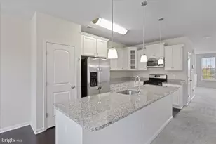 2633 Campus Way N, Lanham, MD 20706 - Photo 16