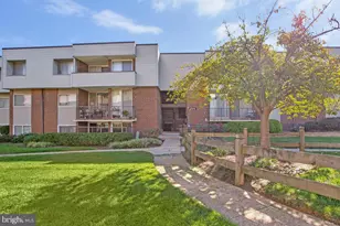 10216 Prince Pl, Upper Marlboro, MD 20774 - Photo 2