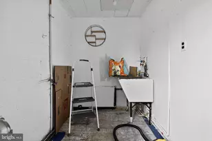 6702 Berkshire Dr, Temple Hills, MD 20748 - Photo 10