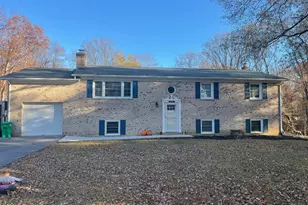 13710 S Springfield Rd, Brandywine, MD 20613 - Photo 2