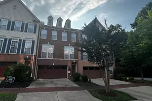 2203 Barnstable Dr, Upper Marlboro, MD 20774 - Photo 2