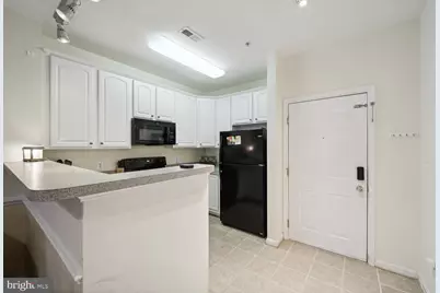 2801 Forest Run Drive #1-303, District Heights, MD 20747 - Photo 10