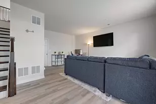 2651 Sierra Nevada Ave, Upper Marlboro, MD 20774 - Photo 4