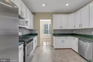 9708 Woodyard Cir, Upper Marlboro, MD 20772 - Photo 36