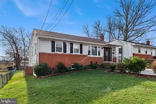 9207 4th St, Lanham, MD 20706 - Photo 2