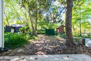 11 Laurel Hill Rd, Greenbelt, MD 20770 - Photo 16