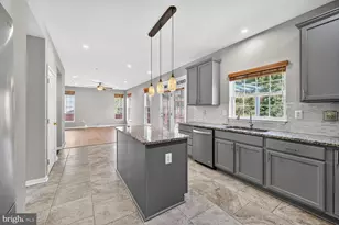 9624 Stuart Ln, Clinton, MD 20735 - Photo 4