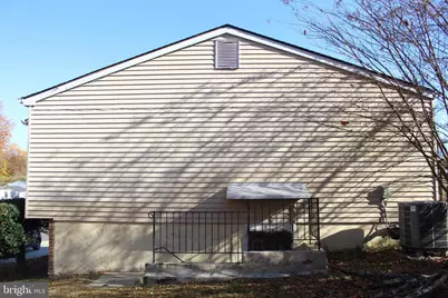 5405 Truoc Court, Oxon Hill, MD 20745 - Photo 4