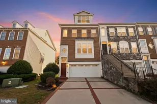 420 Esmond Pl, Upper Marlboro, MD 20774 - Photo 2