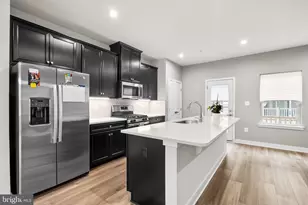 2815 Battersea Lake Loop, Hyattsville, MD 20782 - Photo 10