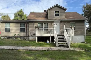 11008 Croom Rd, Upper Marlboro, MD 20772 - Photo 1