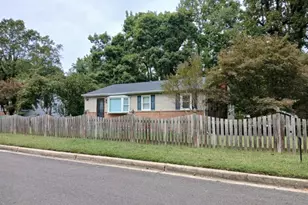 5402 Trent St, Clinton, MD 20735 - Photo 4