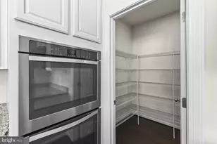 9405 Crystal Oaks Ln, Upper Marlboro, MD 20772 - Photo 24