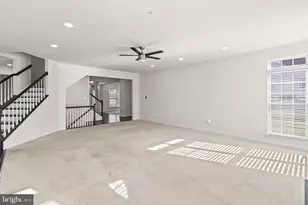 9405 Crystal Oaks Ln, Upper Marlboro, MD 20772 - Photo 18