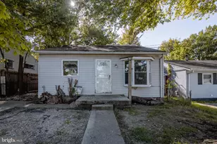 6609 Clinglog St, Capitol Heights, MD 20743 - Photo 16