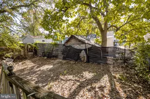 6609 Clinglog St, Capitol Heights, MD 20743 - Photo 28