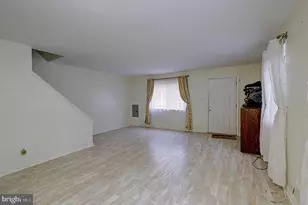 2225 Houston St, Suitland, MD 20746 - Photo 2