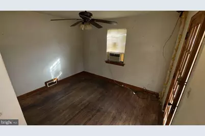 6502 Knollbrook Drive, Hyattsville, MD 20783 - Photo 8