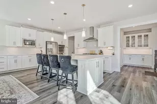 913 Midbrook Ln, Bowie, MD 20716 - Photo 16