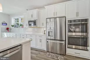 913 Midbrook Ln, Bowie, MD 20716 - Photo 18