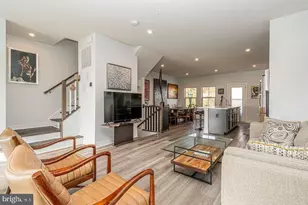 2703 Chelsea Willows Wy, Hyattsville, MD 20782 - Photo 4