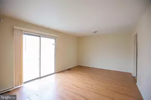 9002 Continental Pl, Landover, MD 20785 - Photo 10