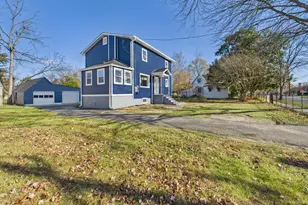 5010 Pierce Ave, College Park, MD 20740 - Photo 2