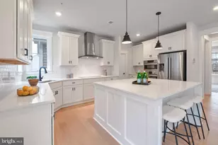 11300 Eliana Ct, Glenn Dale, MD 20769 - Photo 6