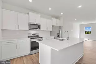 16661 Green Glade Dr, Brandywine, MD 20613 - Photo 8