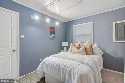 4005 Woodhaven Lane, Bowie, MD 20715 - Photo 18