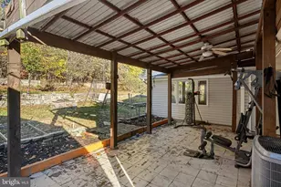 4005 Woodhaven Ln, Bowie, MD 20715 - Photo 24